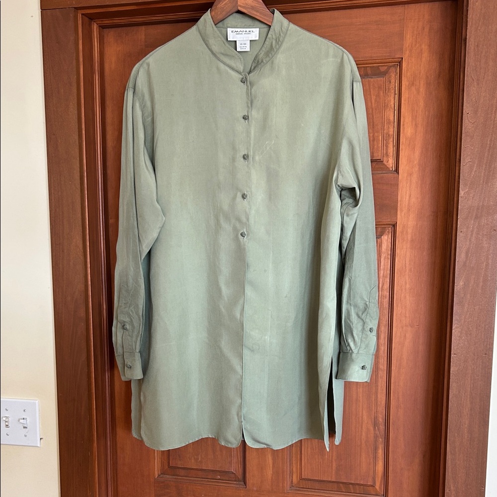 Emanuel Ungaro Silk Olive Green Button-Up Blouse